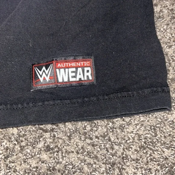 Size M Women’s Tee - Picture 5 of 5